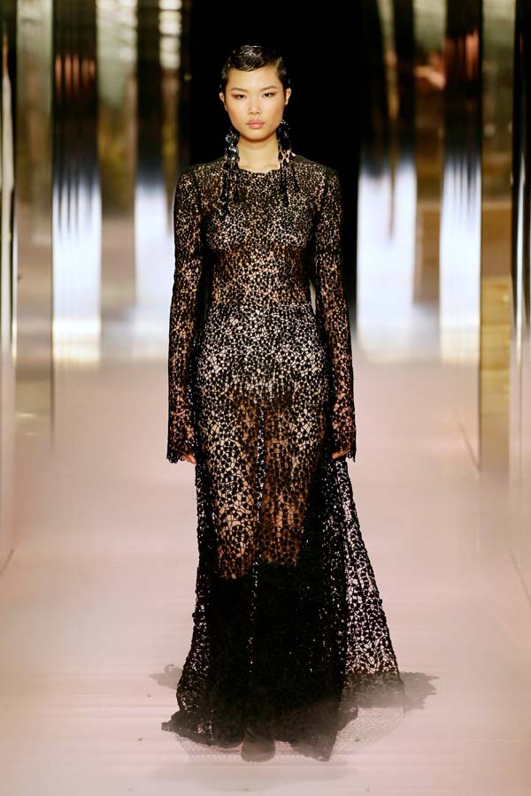 Fendi İlkbahar/Yaz Haute Couture koleksiyonu