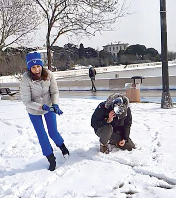 En renkli ve eğlenceli kar fotoğrafları