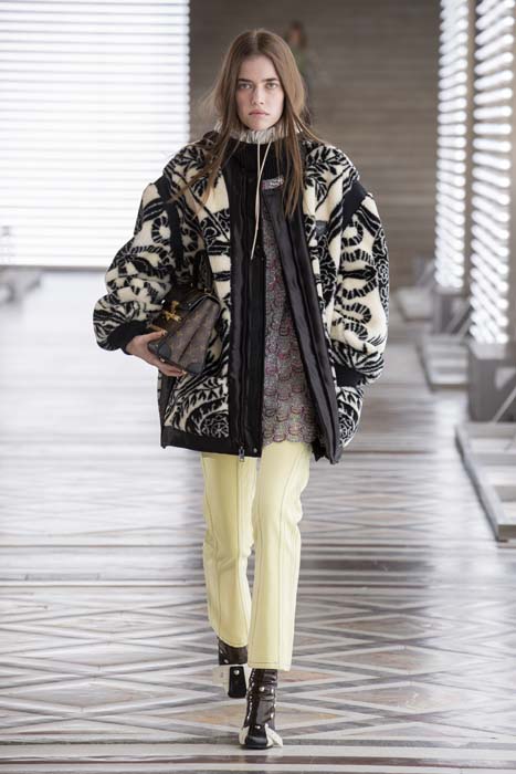 Louis Vuitton Sonbahar/Kış 2021 için Fornasetti ile Çalıştı