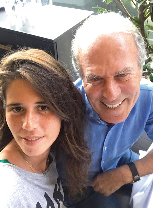 Hayatı onlardan öğrendik