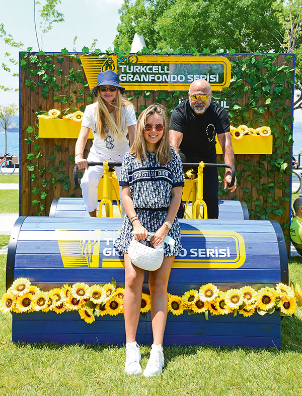 Turkcell GranFondo'da bisiklet yarışı