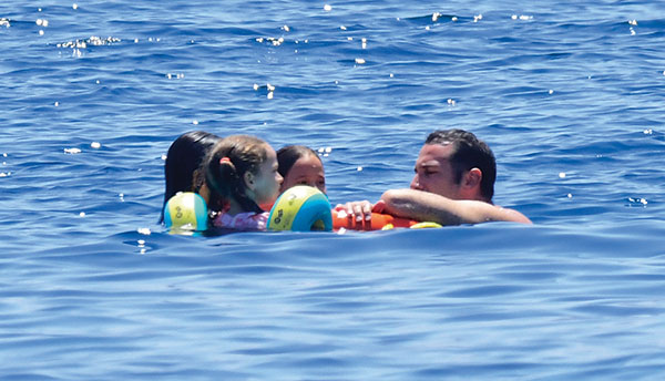 Bayram tatilini Ege'de geçirdiler