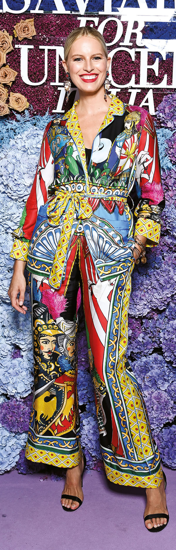 Capri'deki baloda bir araya geldiler