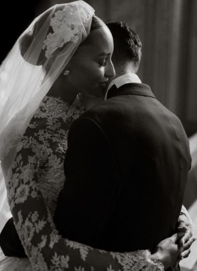 Jasmine Tookes evlendi