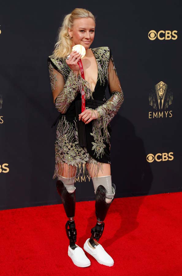 73. Emmy Ödülleri'nde kırmızı halı şıklığı