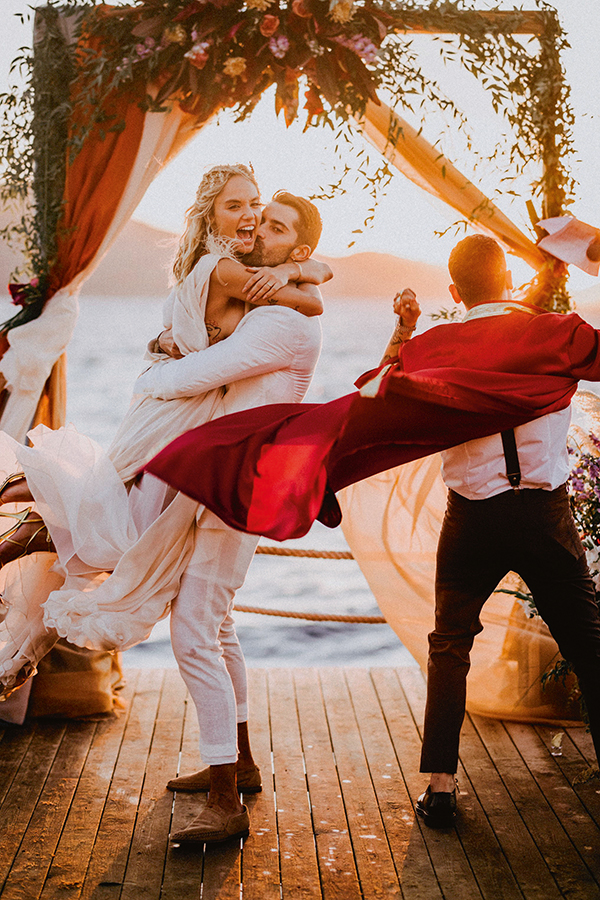 Plaj partisi gibi düğün