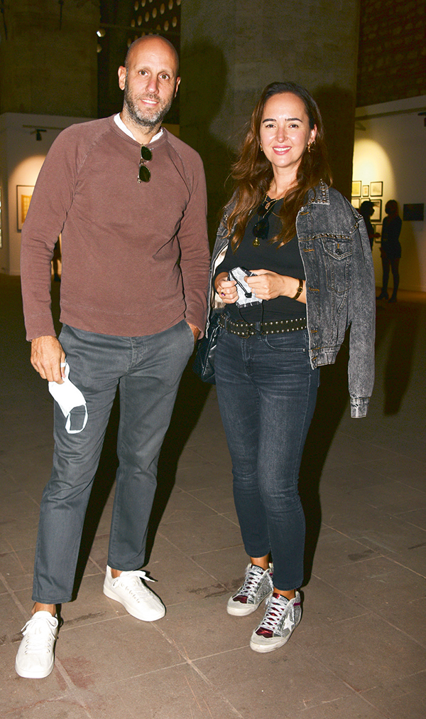 Sanatçı adayları ilk sergisini gerçekleştirdi