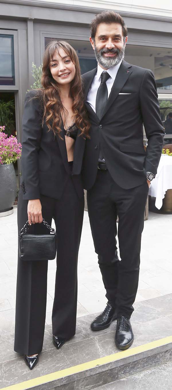 Yeni koleksiyona sıra dışı tanıtım