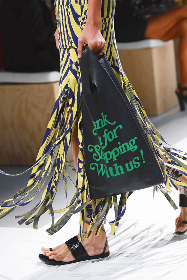 Milano'da moda partisi