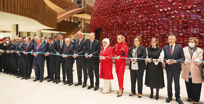 Atatürk Kültür Merkezi'ne görkemli açılış