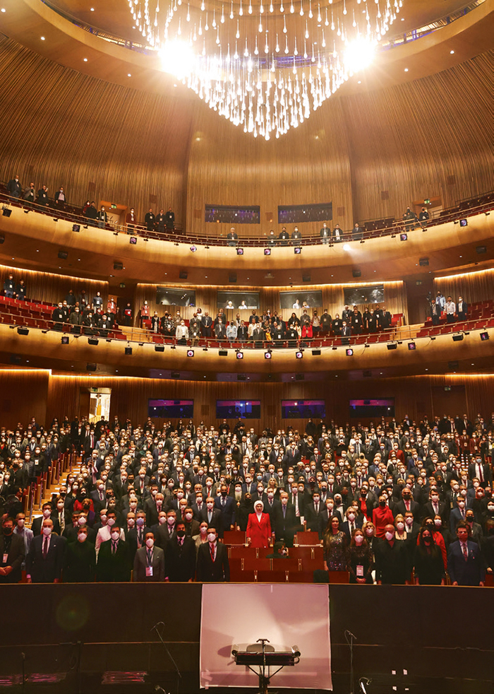 Atatürk Kültür Merkezi'ne görkemli açılış