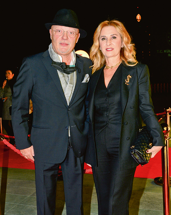 Türk Dünyası'nın Oscar'ı dağıtıldı