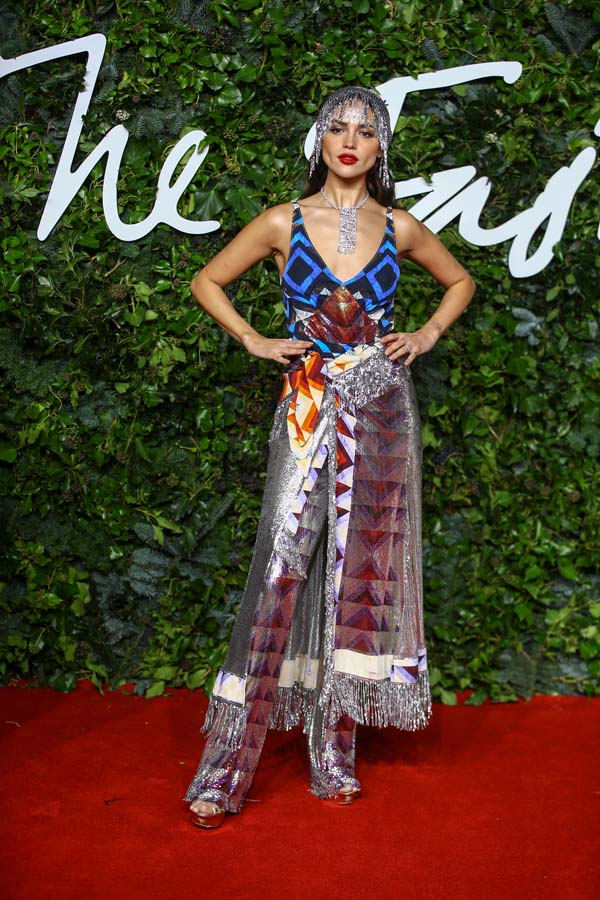 2021 Moda Ödülleri'nde kırmızı halıya damga vurdular