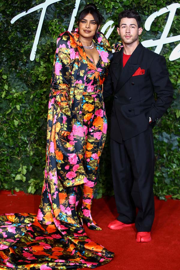 2021 Moda Ödülleri'nde kırmızı halıya damga vurdular