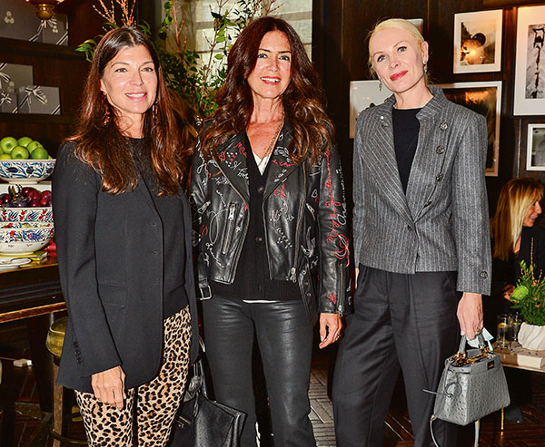 Koleksiyona yeni tasarımlar ekledi