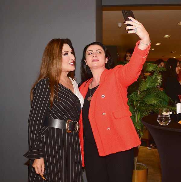 Misafilerini yeni nesil mağazada ağırladı