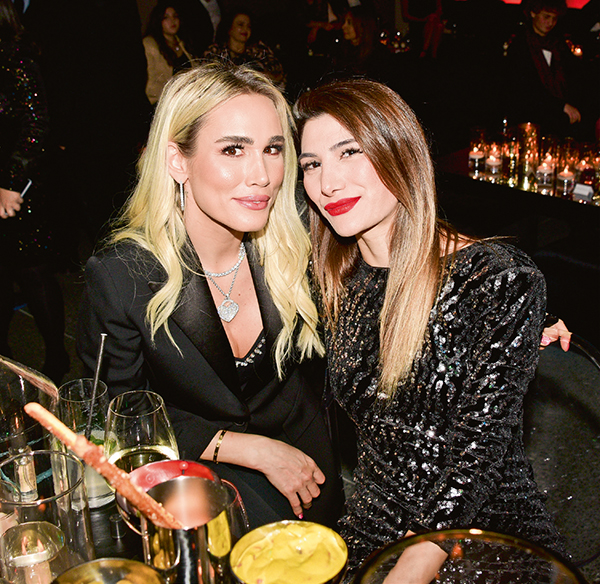 Günaydın'dan görkemli kutlama