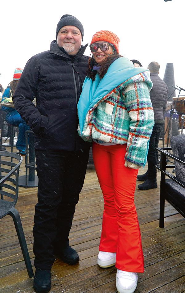 10. yılına görkemli kutlama