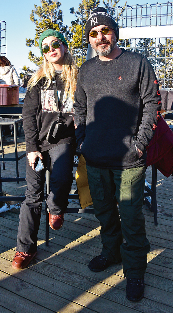 Ünlüler zirvede tatilin keyfini çıkardı