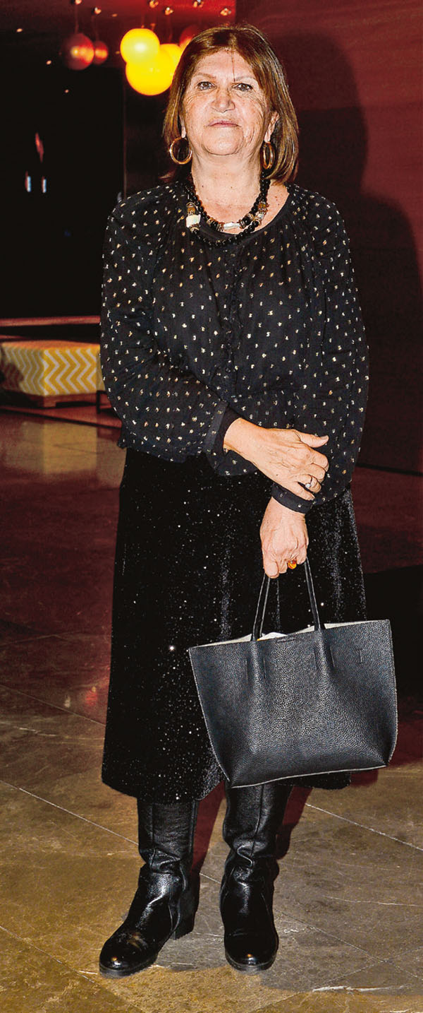 Dernek yararına özel gösterim