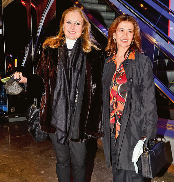 Dernek yararına özel gösterim