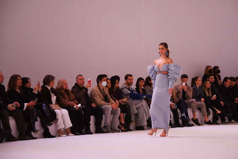 Cengiz Aktürk defilesi Cihan Nacar imzasıyla gerçekleşti