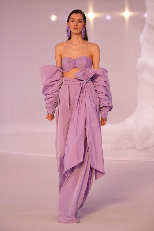 Cengiz Aktürk defilesi Cihan Nacar imzasıyla gerçekleşti