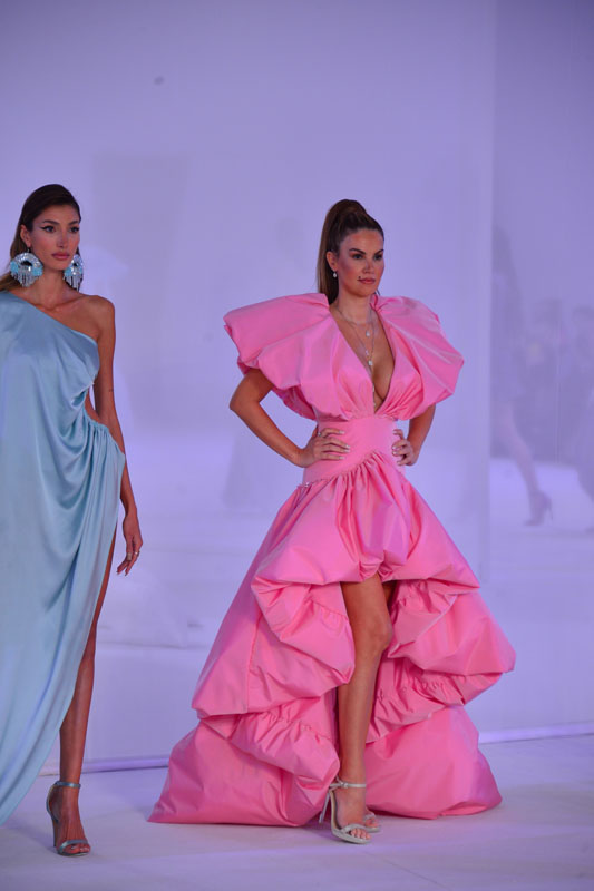 Cengiz Aktürk defilesi Cihan Nacar imzasıyla gerçekleşti