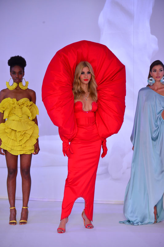 Cengiz Aktürk defilesi Cihan Nacar imzasıyla gerçekleşti