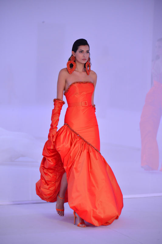 Cengiz Aktürk defilesi Cihan Nacar imzasıyla gerçekleşti