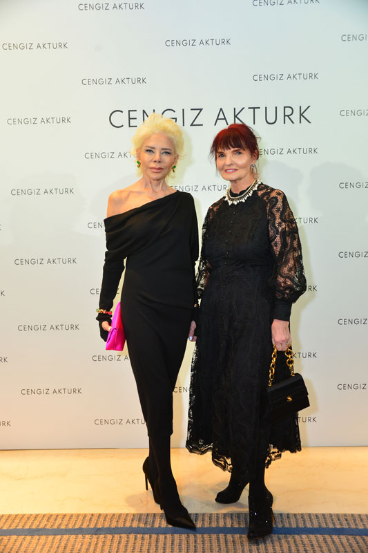 Cengiz Aktürk defilesi Cihan Nacar imzasıyla gerçekleşti