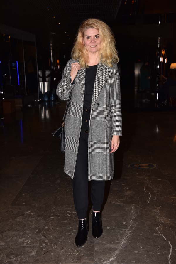 “Adı Aylin” oyununa ünlü isimlerden büyük ilgi