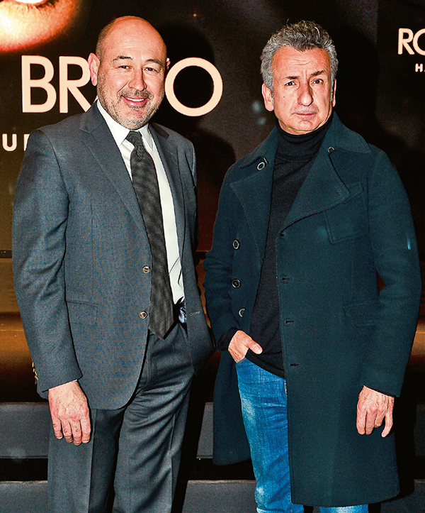 Ünlü oyuncu mücevher tanıtacak