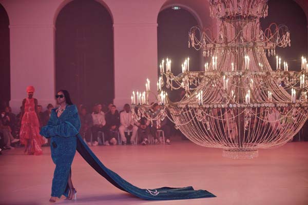 Off-White 2022-23 Sonbahar/Kış koleksiyonu