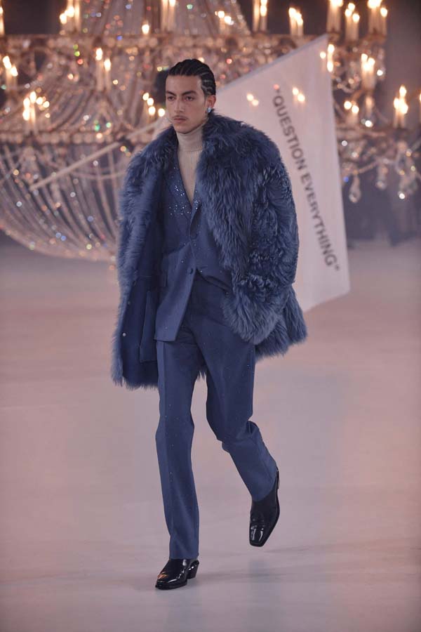 Off-White 2022-23 Sonbahar/Kış koleksiyonu