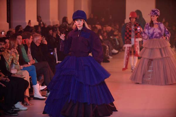 Off-White 2022-23 Sonbahar/Kış koleksiyonu