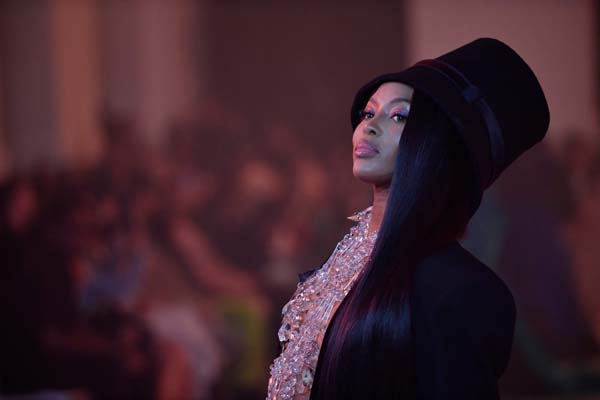 Off-White 2022-23 Sonbahar/Kış koleksiyonu