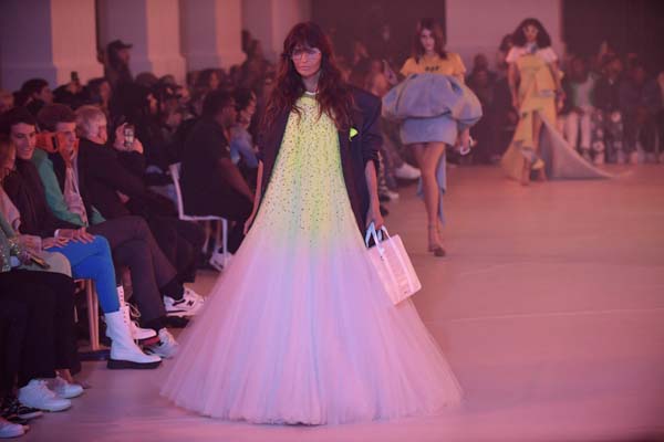 Off-White 2022-23 Sonbahar/Kış koleksiyonu