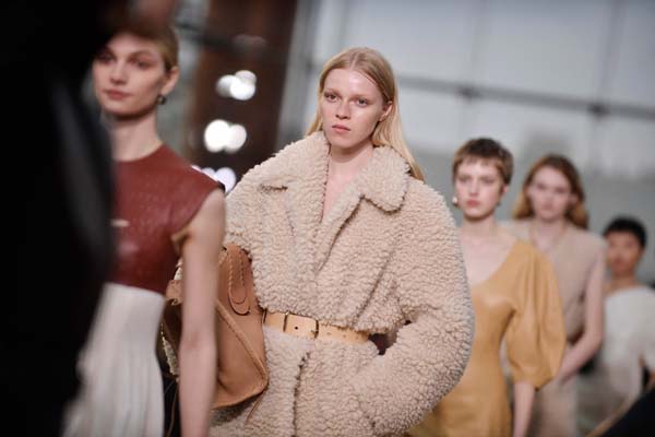 Chloe Sonbahar-kış 2022-2023 koleksiyonu