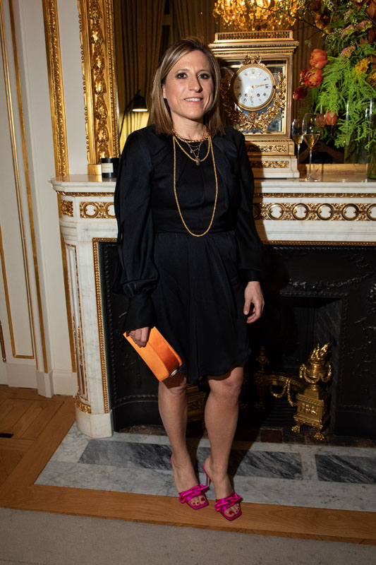 Serena Uziyel'den Paris Işıltısı