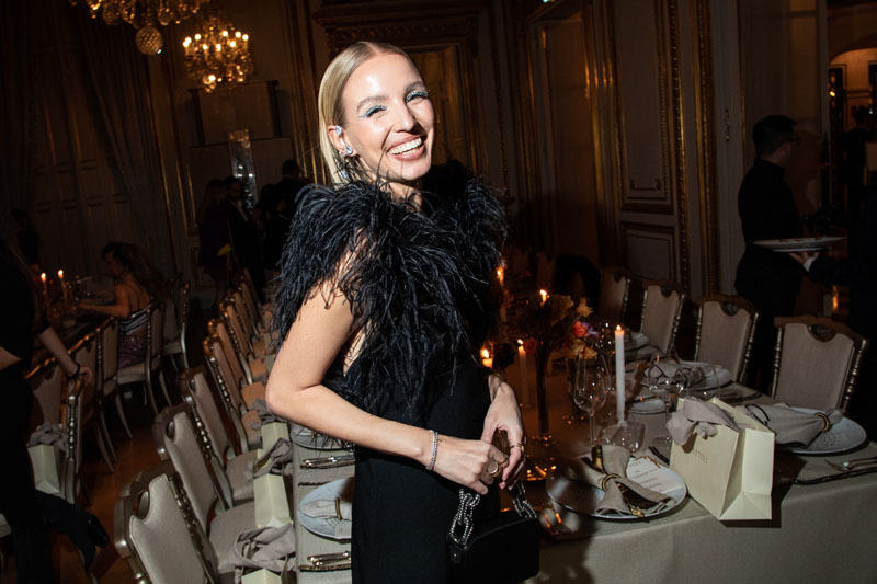 Serena Uziyel'den Paris Işıltısı