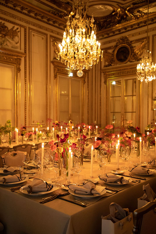 Serena Uziyel'den Paris Işıltısı