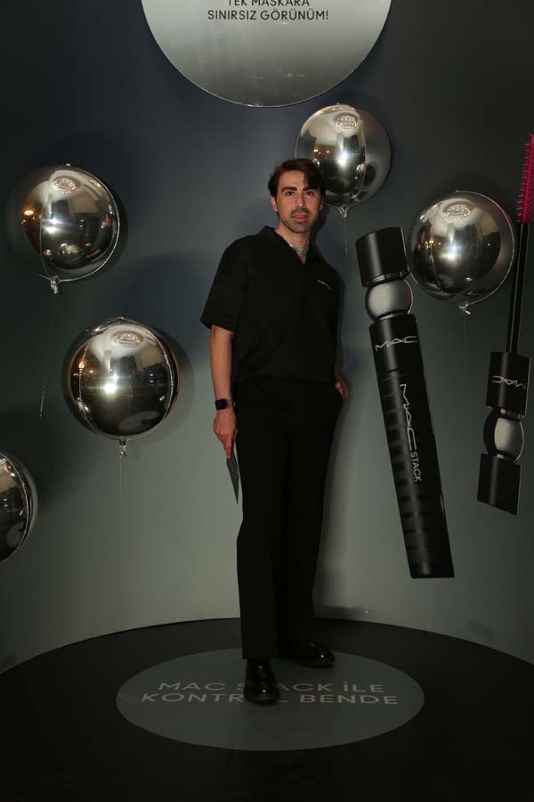 Davette bir araya geldiler