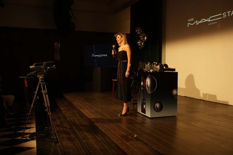 Davette bir araya geldiler