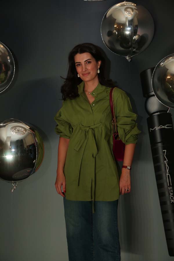 Davette bir araya geldiler