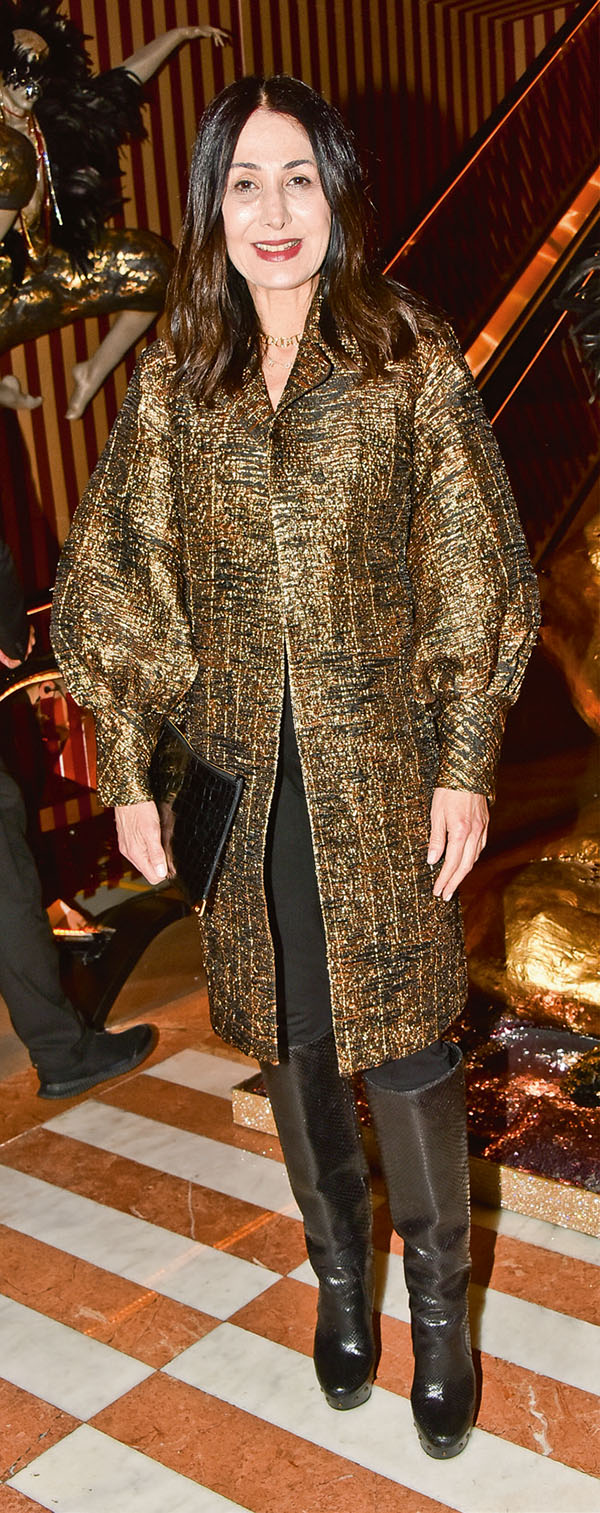 Ünlü isimlerle renkli geceler