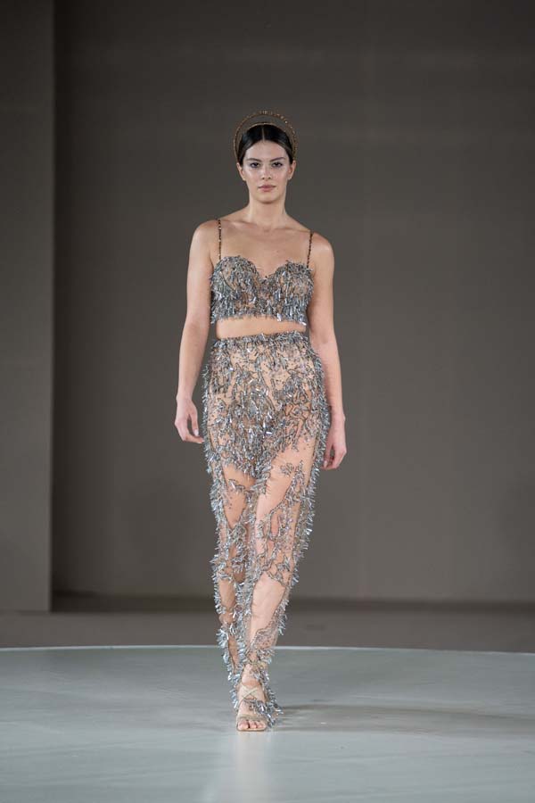 Raşit Bağzıbağlı Couture Summer 22 koleksiyonunda ünlüler podyumda