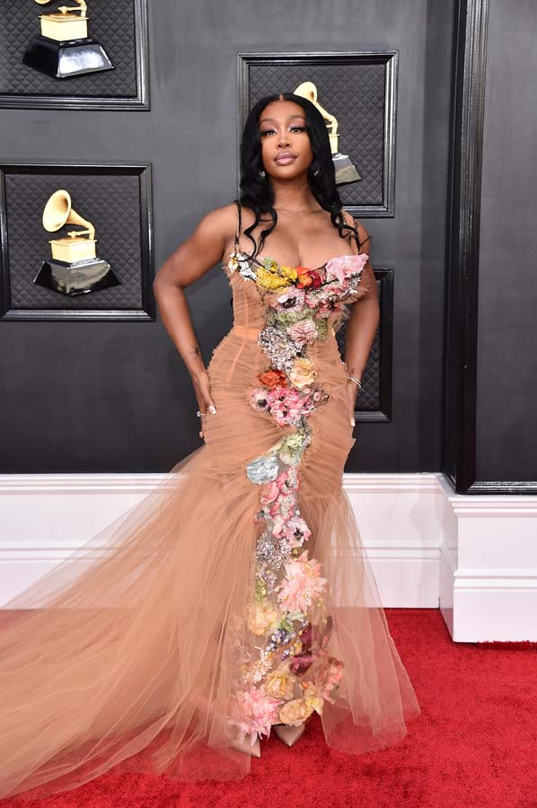 64. Grammy Ödülleri'nde kırmızı halı şıklığı