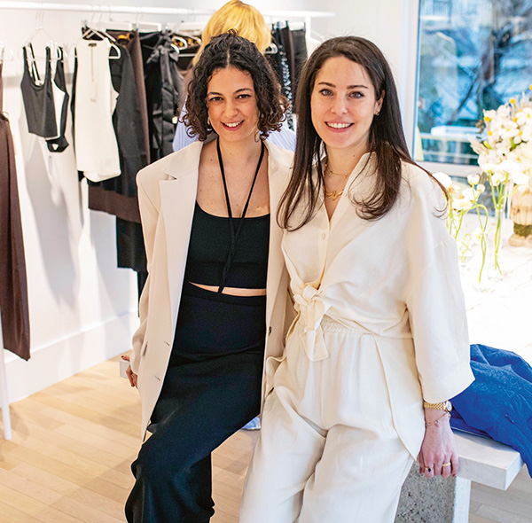 Birlikte davet verdiler