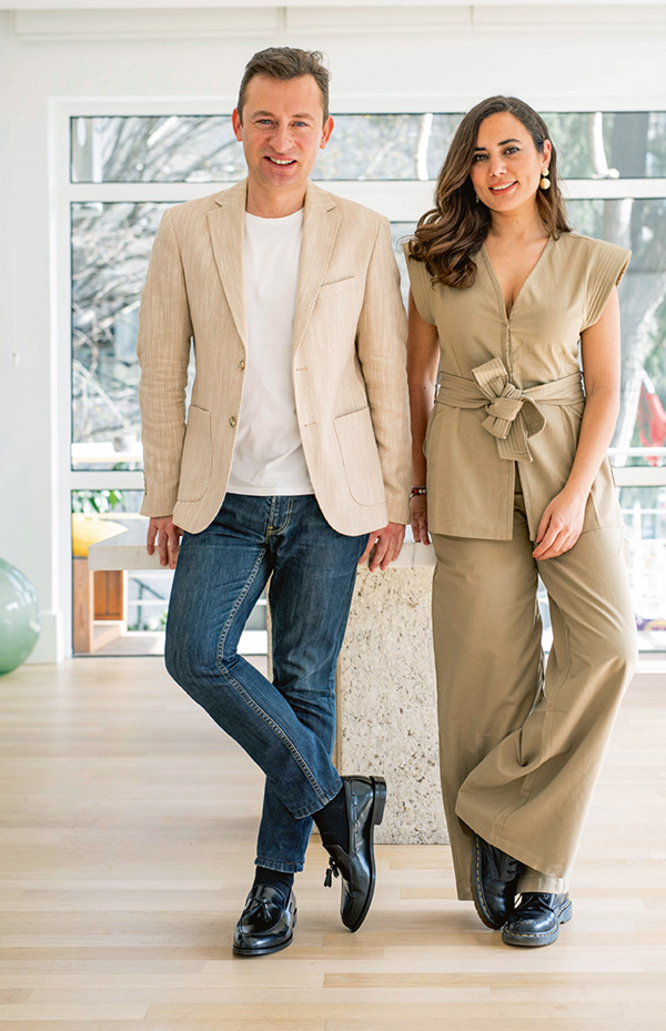 Birlikte davet verdiler